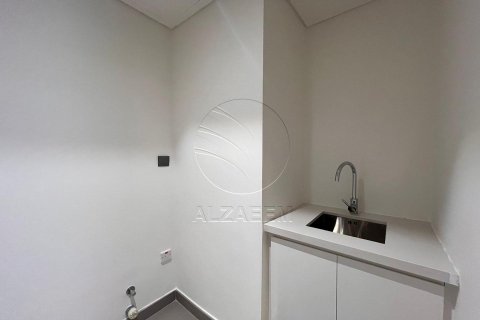 5 bedrooms Villa on the Yas Island, UAE No. 90038 10