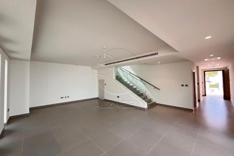 5 bedrooms Villa on the Yas Island, UAE No. 90038 3