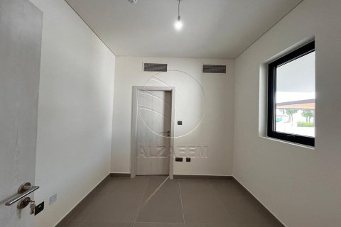 5 bedrooms Villa on the Yas Island, UAE No. 90038 17