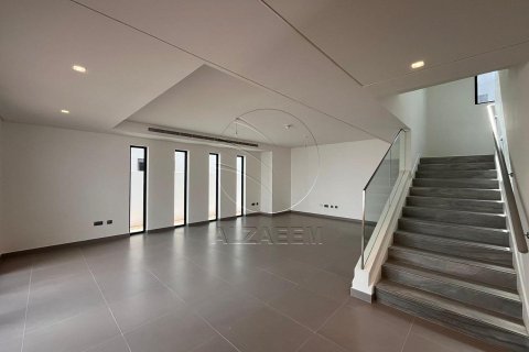 5 bedrooms Villa on the Yas Island, UAE No. 90038 4