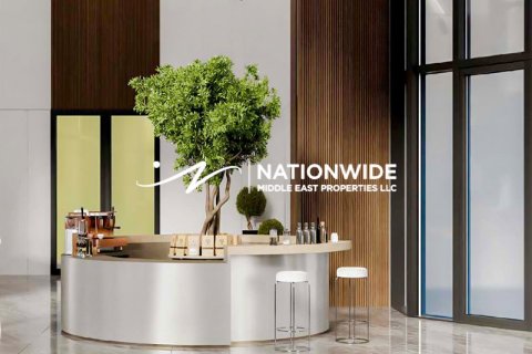 3 bedrooms Apartment in Abu Dhabi, UAE No. 105867 2