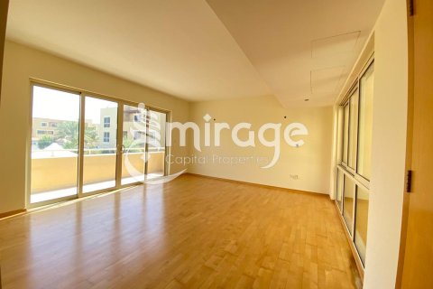 3 bedrooms Townhouse in Al Raha Gardens, UAE No. 81013 2