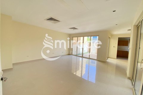 3 bedrooms Townhouse in Al Raha Gardens, UAE No. 81013 1