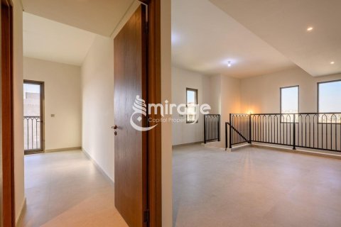 3 bedrooms Townhouse in Khalifa City, UAE No. 81014 6