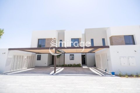3 bedrooms Townhouse on the Yas Island, UAE No. 81027 1