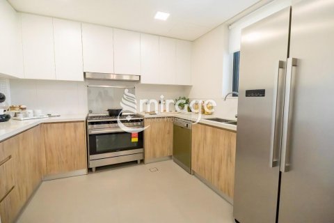 3 bedrooms Townhouse on the Yas Island, UAE No. 81027 10