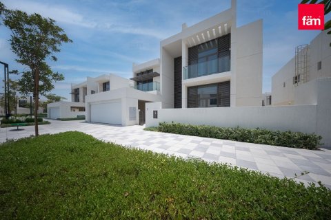5 bedrooms Villa in Dubai, UAE No. 103997 5