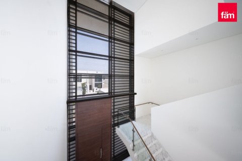 5 bedrooms Villa in Dubai, UAE No. 103997 14