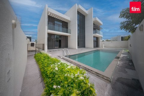 5 bedrooms Villa in Dubai, UAE No. 103997 6