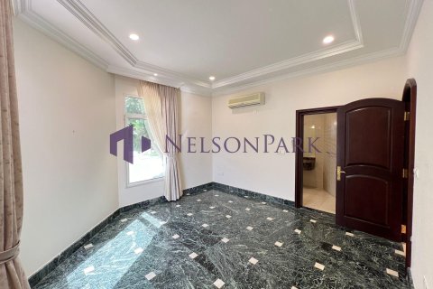 4 bedrooms Villa in Doha, Qatar No. 58528 17