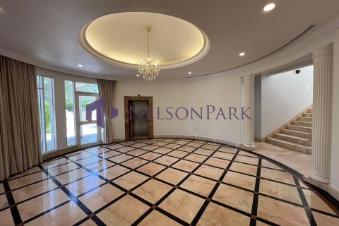 4 bedrooms Villa in Doha, Qatar No. 58528 16