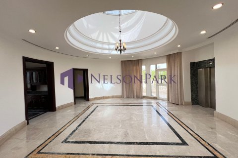 4 bedrooms Villa in Doha, Qatar No. 58528 2