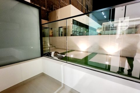 Appartement de 39.4m² à Dubai, UAE No. 100488 6