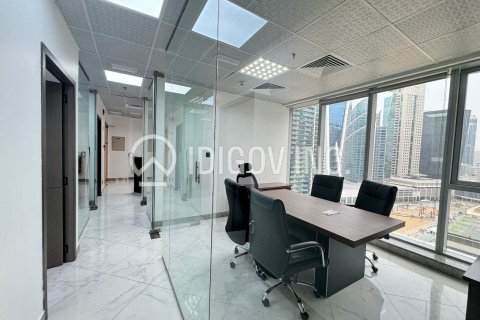 102m² Office in Business Bay, UAE No. 104372 3