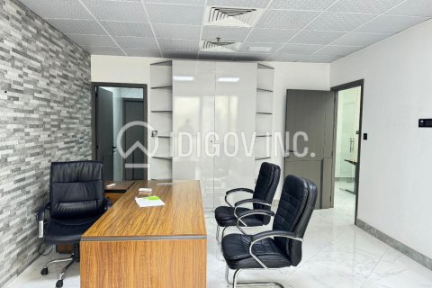 102m² Office in Business Bay, UAE No. 104372 8