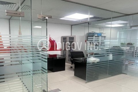 Office de 80m² en Churchill Towers, UAE No. 104375 9
