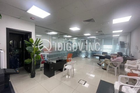 Office de 80m² en Churchill Towers, UAE No. 104375 7