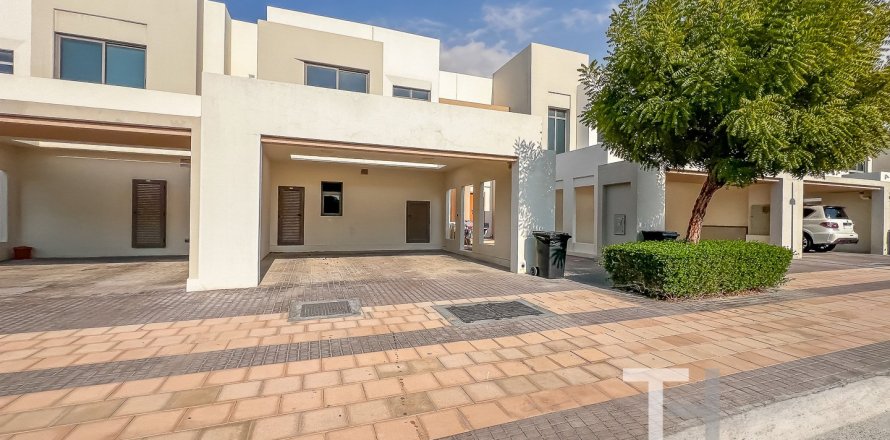3 غرف نوم تاون هاوس في Town Square, الإمارات العربية المتحدة رقم 81864