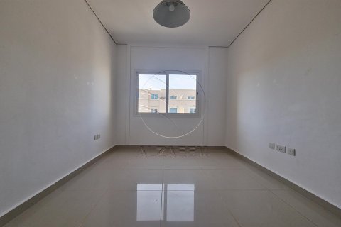 Villa de 5 dormitorios en Al Reef, UAE No. 91147 9