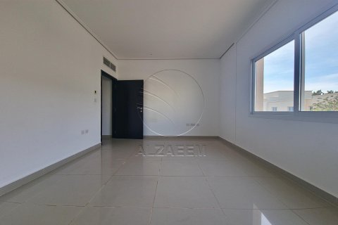 Villa de 5 dormitorios en Al Reef, UAE No. 91147 10