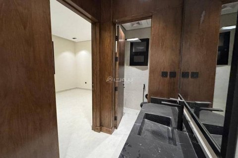 Квартира с 3 спальнями в Эр-Рияд, Саудовская Аравия №99535 11