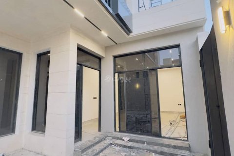 Вилла с 6 спальнями в Эр-Рияд, Саудовская Аравия №99594 5