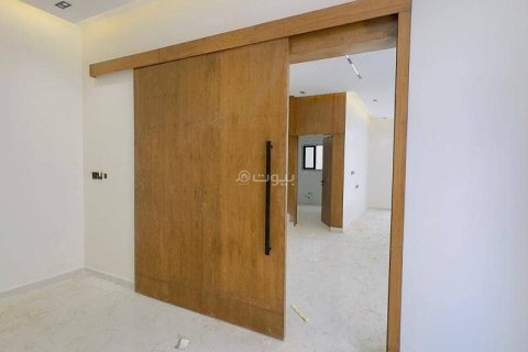 Вилла с 5 спальнями в Эр-Рияд, Саудовская Аравия №99536 9
