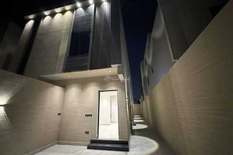 Квартира с 3 спальнями в Эр-Рияд, Саудовская Аравия №99533 1