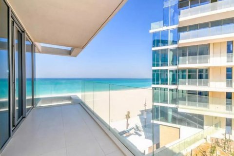 Квартира с 3 спальнями в MAMSHA AL SAADIYAT, Остров Саадият, ОАЭ №95415 2