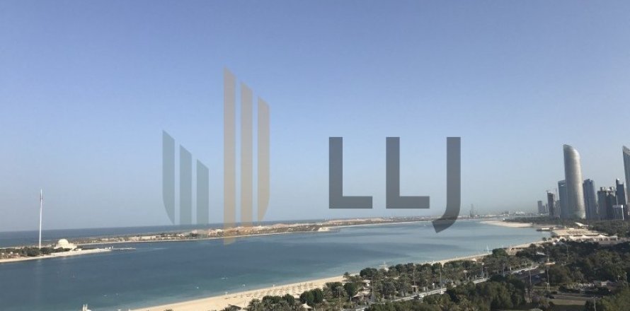 4 غرف نوم شقة في Corniche Road, الإمارات العربية المتحدة رقم 72373
