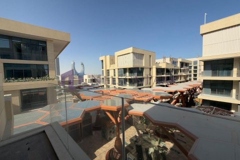 4 bedrooms Duplex in Doha, Qatar No. 57870 5