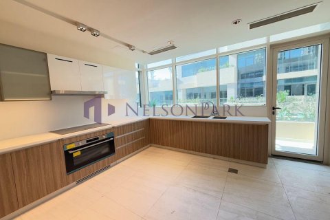 4 bedrooms Duplex in Doha, Qatar No. 57870 4