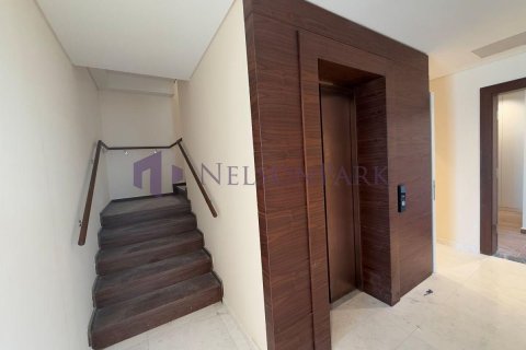 4 bedrooms Duplex in Doha, Qatar No. 57870 15