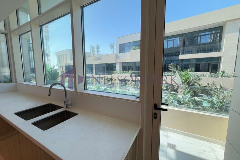 4 bedrooms Duplex in Doha, Qatar No. 57870 2