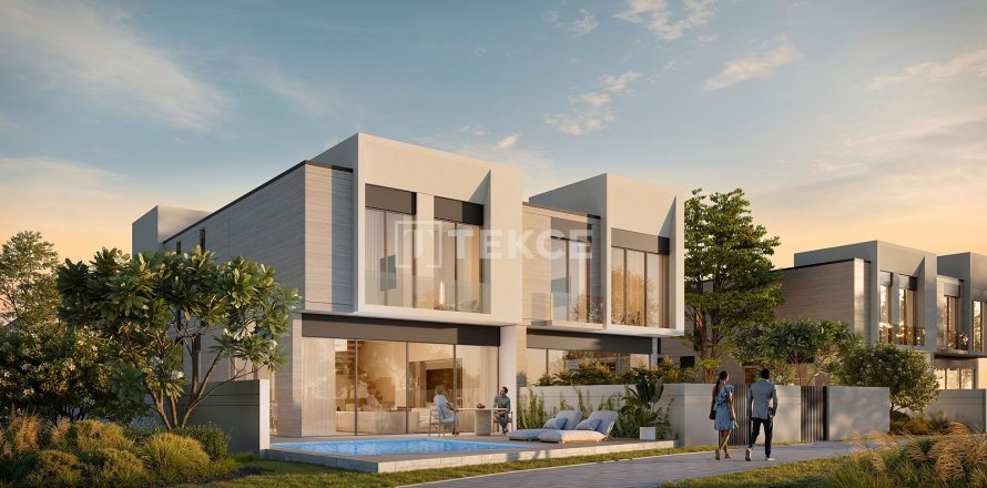 Villa de 4 chambres à Jumeirah Golf Estates, UAE No. 99324