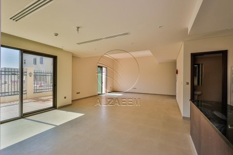 3 bedrooms Townhouse in Khalifa City, UAE No. 90141 19
