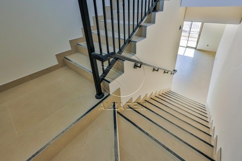 3 bedrooms Townhouse in Khalifa City, UAE No. 90141 12