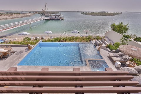 Villa de 4 dormitorios en Abu Dhabi, UAE No. 90128 26