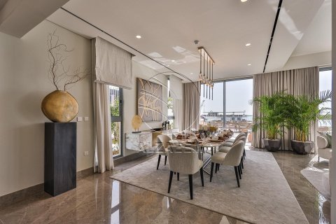 Villa de 4 dormitorios en Abu Dhabi, UAE No. 90128 21