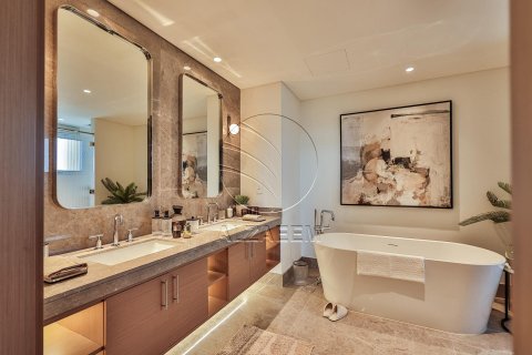 Villa de 4 dormitorios en Abu Dhabi, UAE No. 90128 5