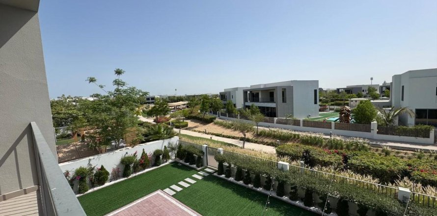 Вилла с 5 спальнями в Sidra Villas, ОАЭ №91661
