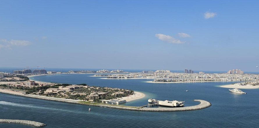 Apartment de 2 dormitorios en EMAAR Beachfront, UAE No. 101602