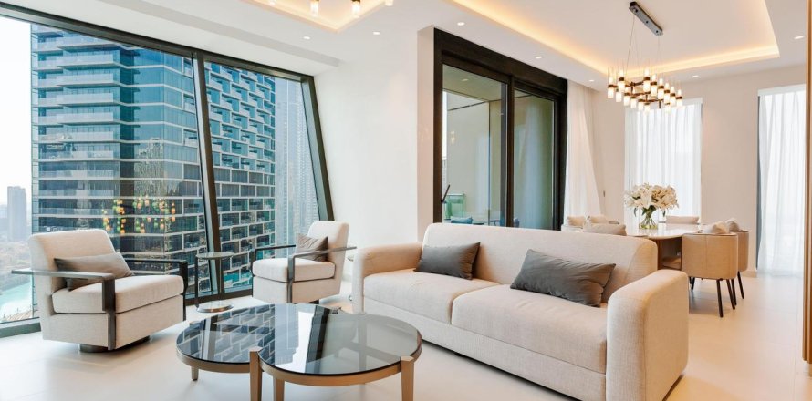 3 bedrooms Apartment in Burj Vista, UAE No. 101581