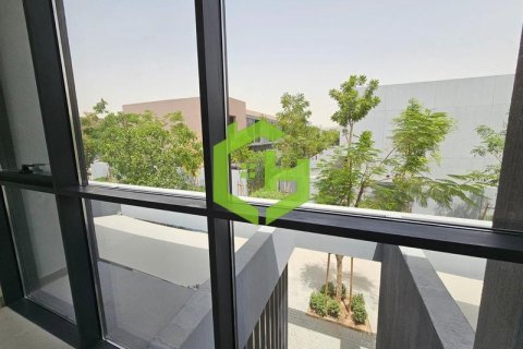 4 bedrooms Townhouse in Tilal City, UAE No. 92119 3