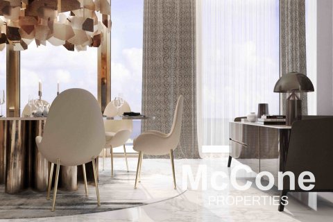 Apartment de 2 dormitorios en EMAAR Beachfront, UAE No. 74294 6