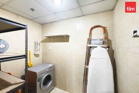 Apartment de 2 dormitorios en Dubai Sports City, UAE No. 103342 11