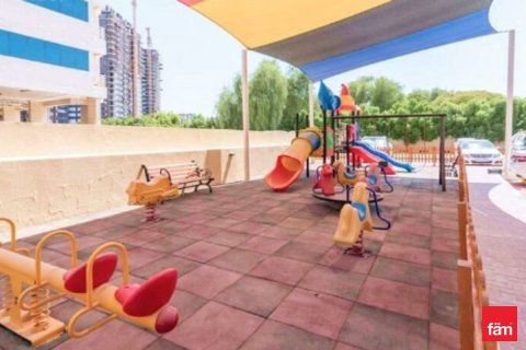 Apartment de 2 dormitorios en Dubai Sports City, UAE No. 103342 6