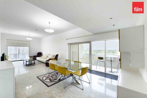 Apartment de 2 dormitorios en Dubai Sports City, UAE No. 103342 8