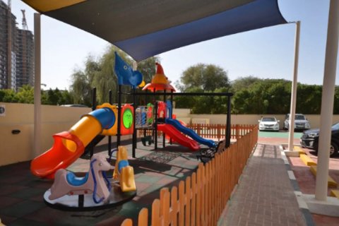 Apartment de 2 dormitorios en Dubai Sports City, UAE No. 103342 3