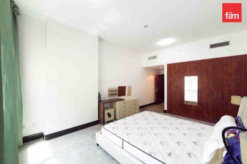 Apartment de 2 dormitorios en Dubai Sports City, UAE No. 103342 4